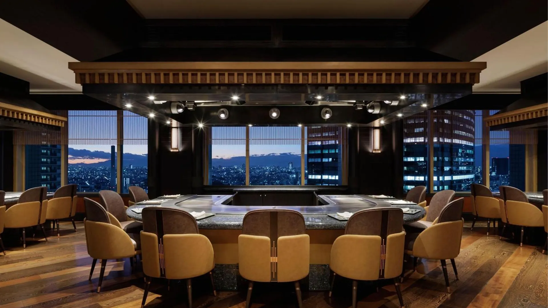 The Westin Tokyo Hotel 5*,  Japão